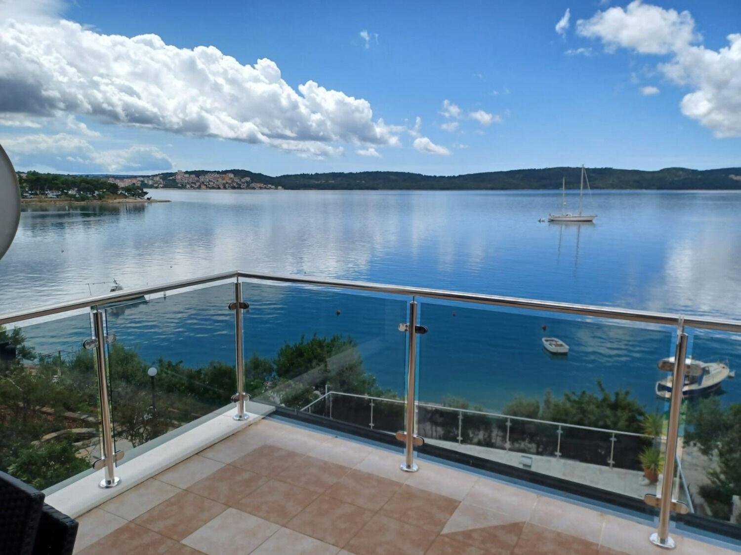 Apartments Marija Трогир Экстерьер фото